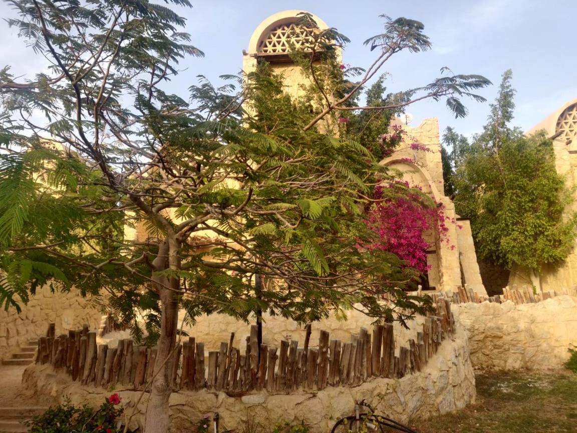 Tunis Lake View Izbat an Namus Exterior photo